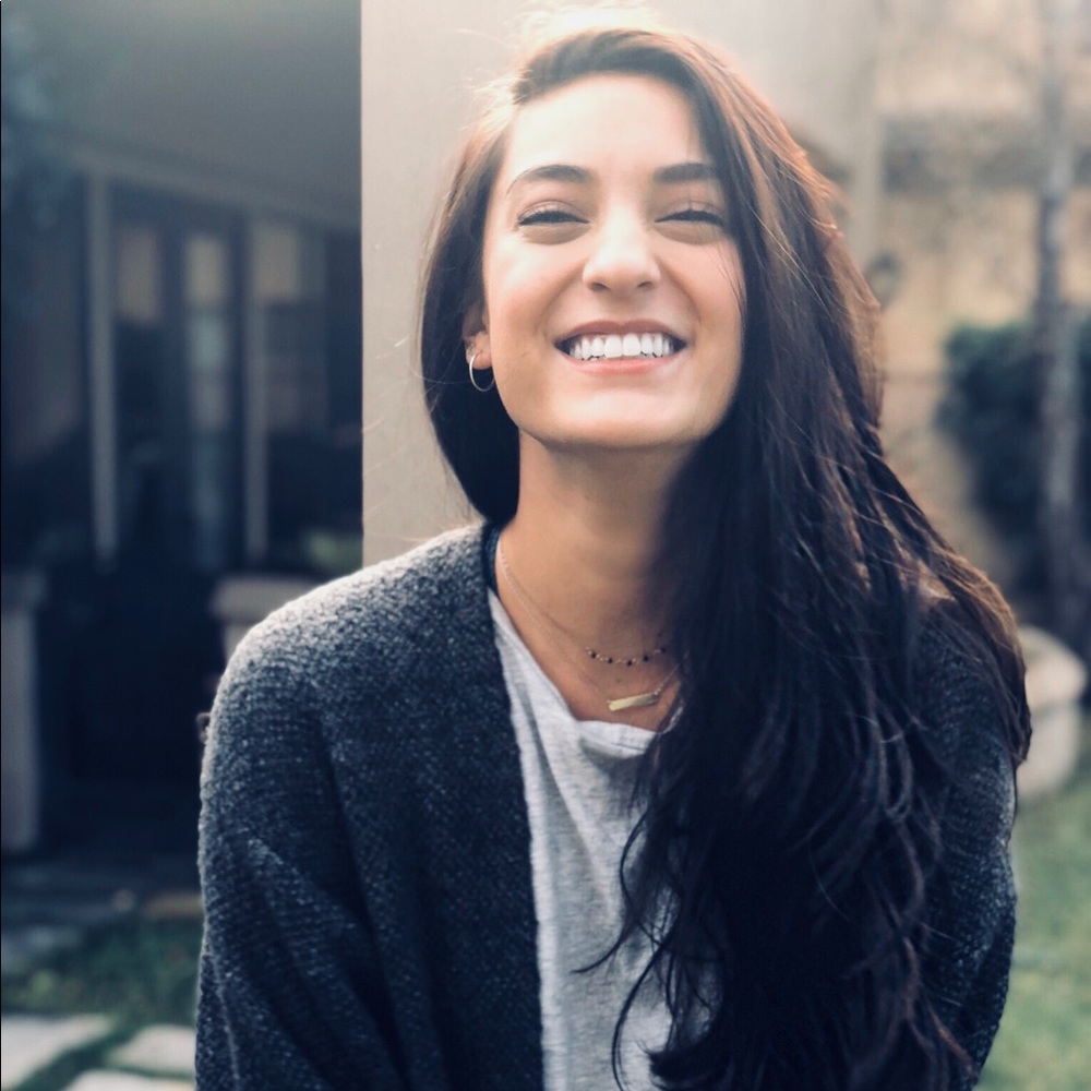 Meet your Posher, Elyse